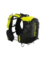 X8 Instinct Trail Pack mit 18 Liter Stauraum und großer, wasserfester Haupttasche.